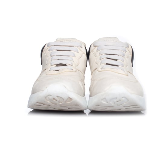 Alexander McQueen crèmekleurige sneakers - Image 5