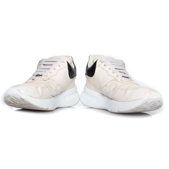 Alexander McQueen crèmekleurige sneakers - Image 6