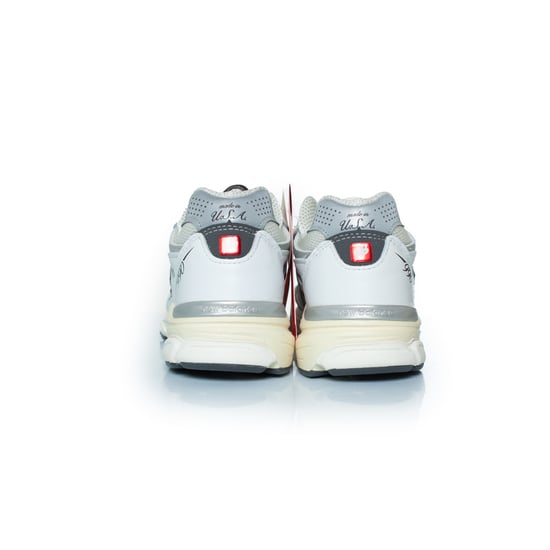 New Balance 990 V3 MiUSA Teddy Santis träningsskor - Image 4