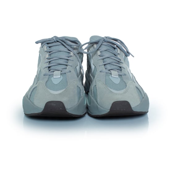 Yeezy Boost 700 V2 hospital blue - Image 3