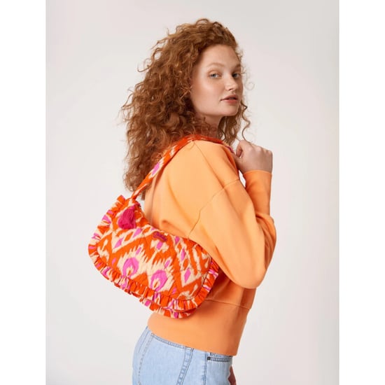 Oilily Heavens city hobo bag with ruffles - Image 6
