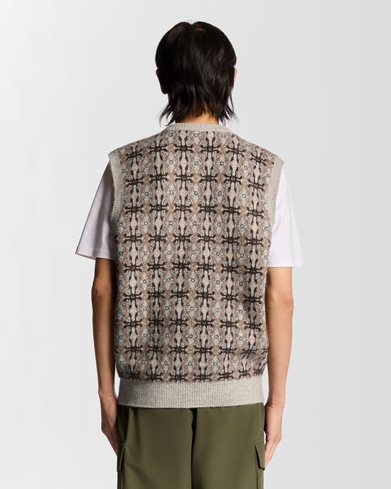 Lyle & Scott Brushed Intarsia Knitted Cardigan - Grey - Image 4