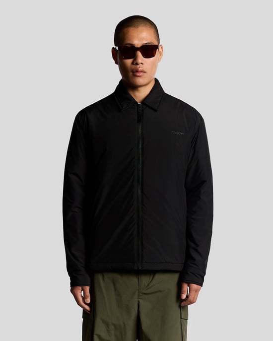 Lyle & Scott gewatteerde jas met kraag - zwart - Image 1