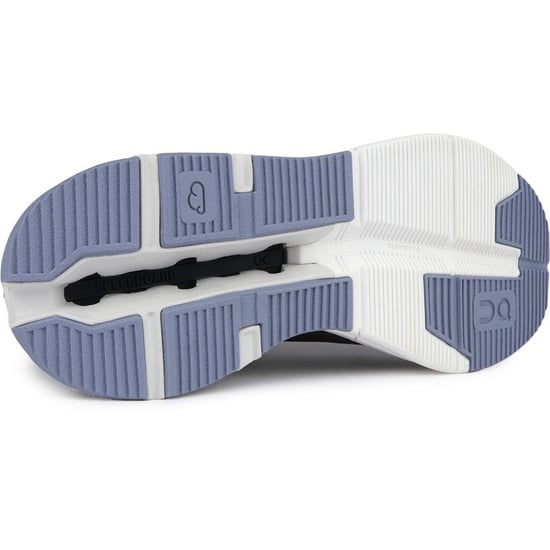 On Cloud Nova Flux Trainers - Image 4