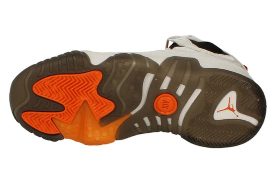 Nike Air Jordan Jumpman Two Trey GS Basketball Trainers - Image 5
