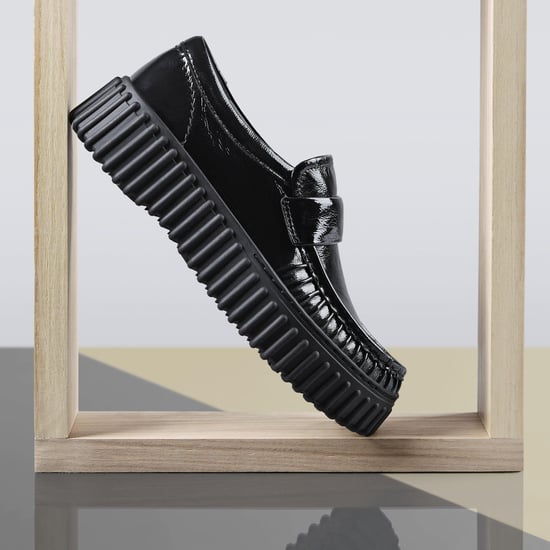 Torhill Mocc Black Pat Shoes - Image 4