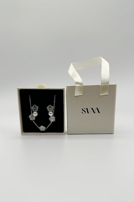 Floral Bracelet in Silver - Image 2