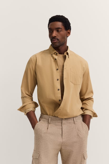 Bugatti Herren Corduroy overhemd in modern fit met button-down kraag - Image 1