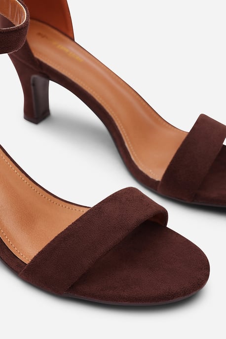 Wheres That From Womens 'Madrid' Mid Block Heel With Ankle Strap - Image 5