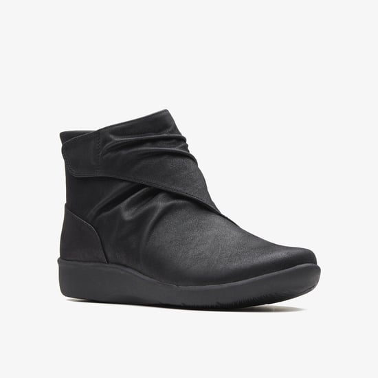 Sillian Tana Black Synthetic Boots - Image 3