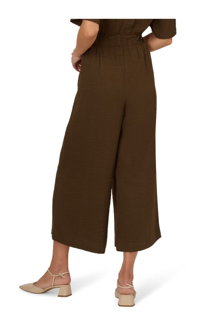 Solid Crinkle Wide Leg Pull On Elastic Waist Crop Trouser - Image 2