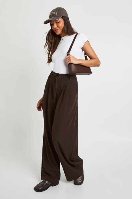 Basic Short Sleeve Fitted Top - Image 3