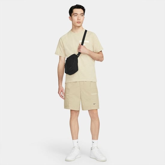 Nike Elemental Premium Black Crossbody Bag - Image 6