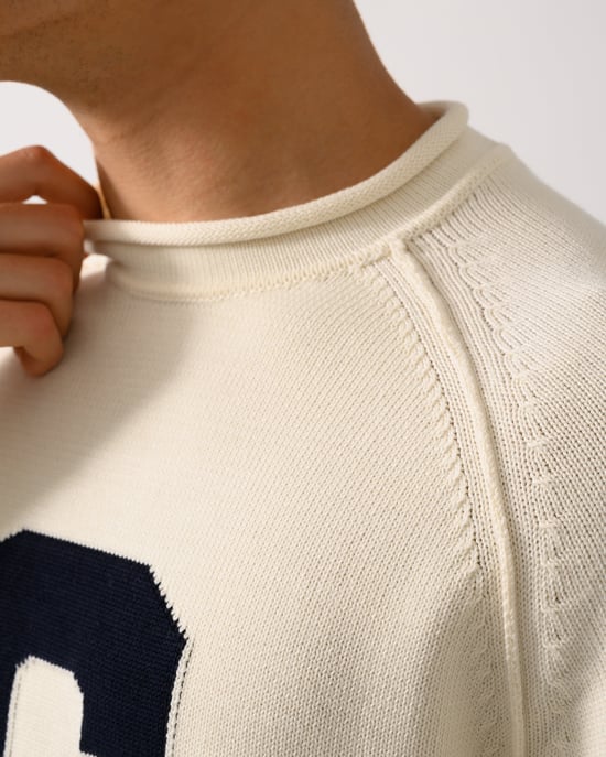 Intarsia G Logo Crew Neck Crew Neck Jumper in Ivory - Image 4