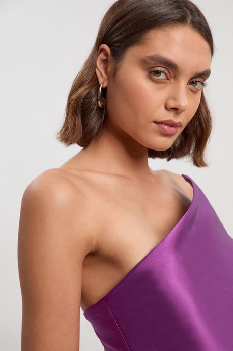 Satin Twill Trim Detail Structured Asymmetric Neck Tailored Midi Dress - Image 3