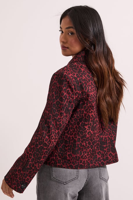 Petite Animal Print Pocket Detail Jacket - Image 4