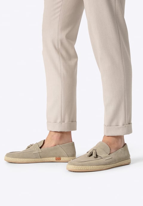 Wittchen beige suède leren loafers met kwastje voor heren - Image 1