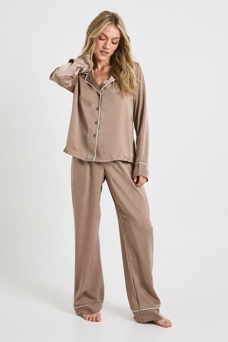 Petite Satin Piping Detail Long Sleeve Shirt & Trousers Pyjama Set - Image 3