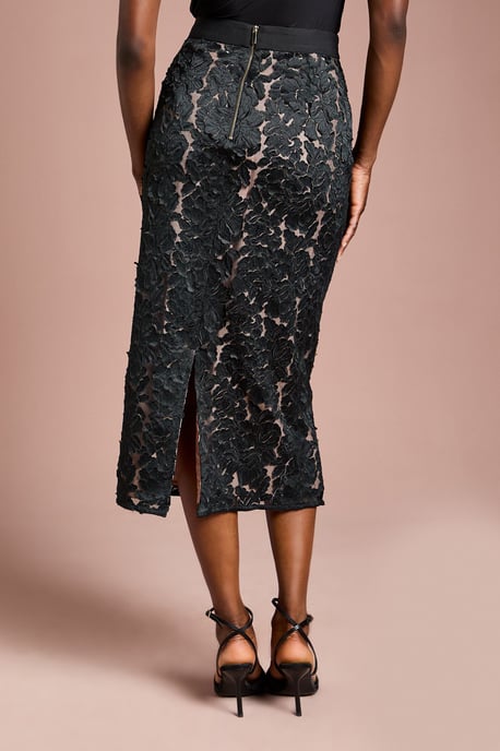 Cutwork Embroidered Mesh Pencil Skirt - Image 3