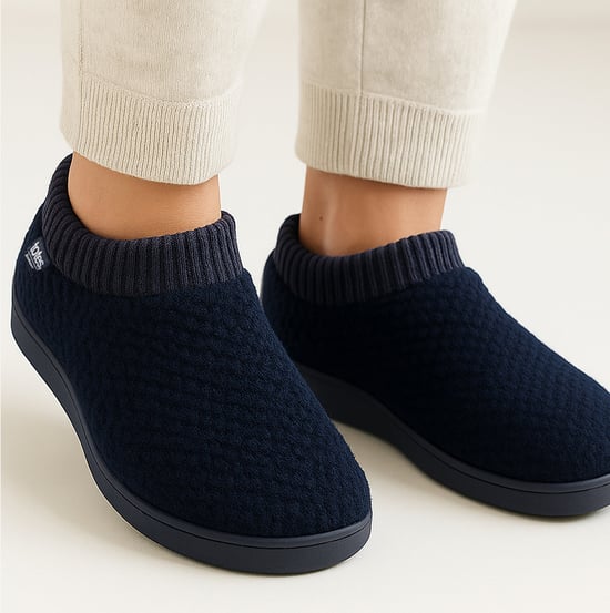 Totes Isotoner Popcorn Full Back Bootie Womens Slippers Navy - Image 2