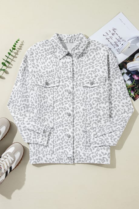 Oversized Leopard Print Denim Jacket - Image 4
