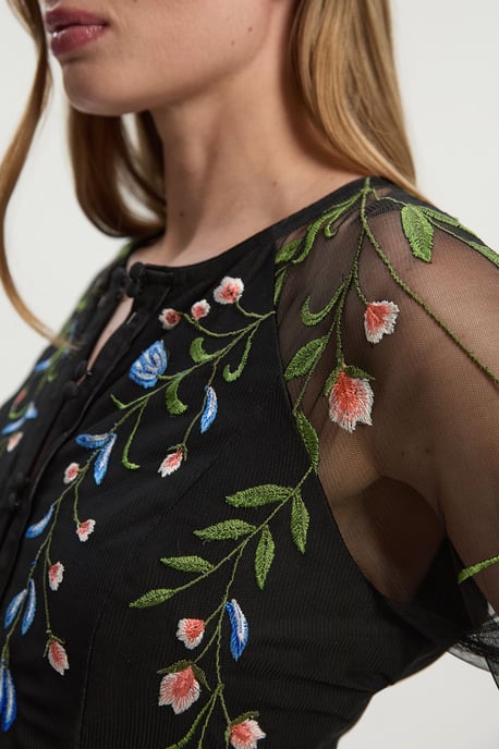 Petite Placed Floral Embroidered Mesh Woven Belted Maxi Dress - Image 5