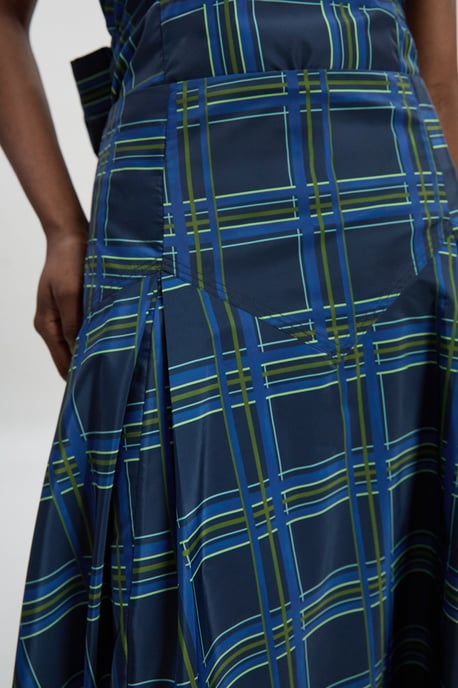 Check Print Taffeta Woven Maxi Skirt - Image 3