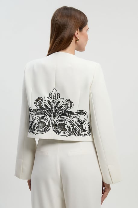 Tailored Cutwork Detail Collarless Jacket - Image 4