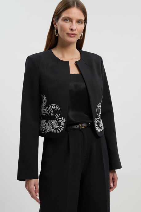 Tailored Cutwork Detail Collarless Jacket - Image 2