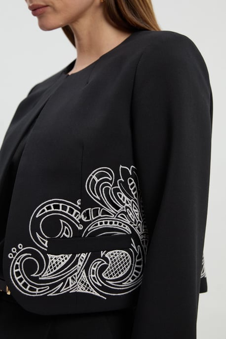 Tailored Cutwork Detail Collarless Jacket - Image 3