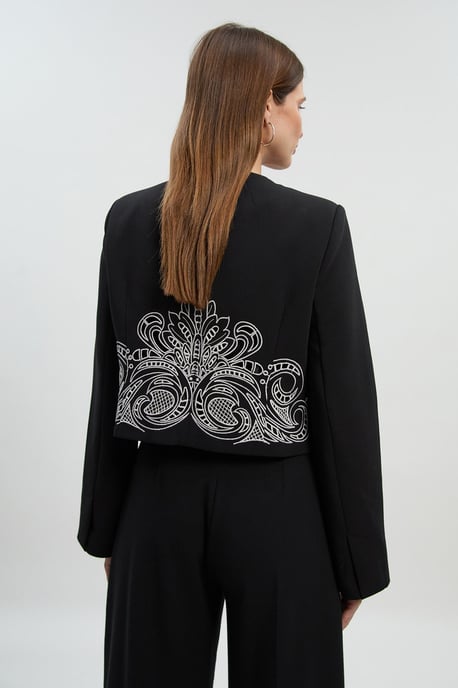 Tailored Cutwork Detail Collarless Jacket - Image 4