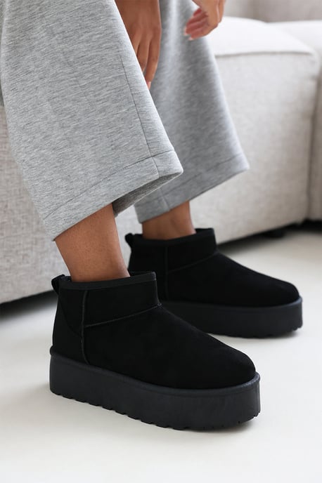 Wheres That From Womens 'Eveline' Platform Fur Lining Ankle Boots - Image 2
