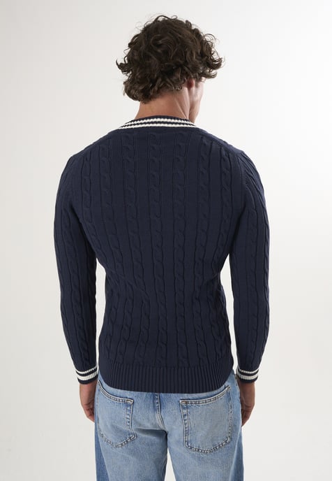 Pullover V-Neck Basic Cable Knit Pullover - Image 4