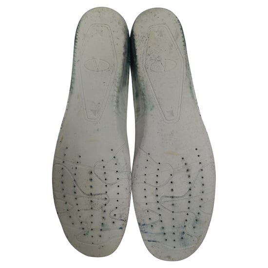Valentino Garavani One Stud Lage Sneakers in Witte Lamsleer - Image 2