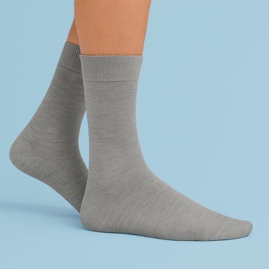 Mens Cashmere Socks - Luxury Soft and Warm Seamless Everyday Socks - Image 3