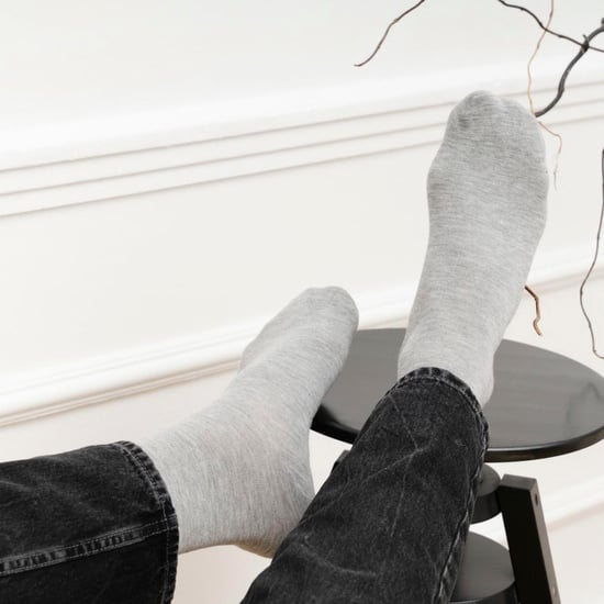 2 Pairs Mens Cashmere Socks - Luxury Soft and Warm Seamless Everyday Socks - Image 5