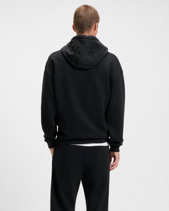 Dilvano Pullover Hoodie in Black - Image 2