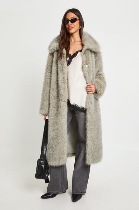 Collared Button Up Midaxi Fur Coat - Image 3