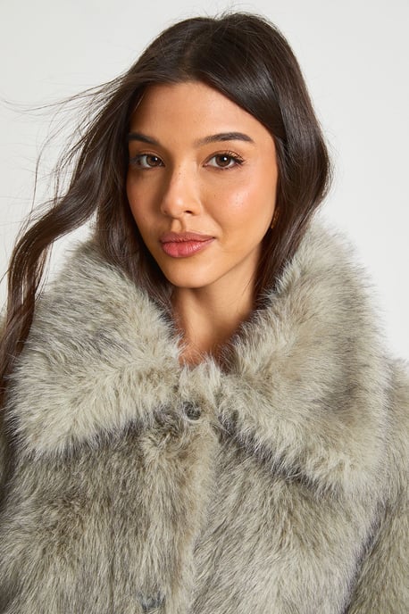 Collared Button Up Midaxi Fur Coat - Image 4