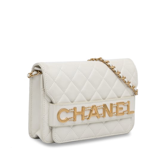Chanel 19 Crossbody Gequilted Lammy - Image 2