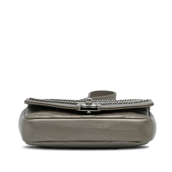 Chanel Schoudertas met Metalen Kettingsluiting - Image 5