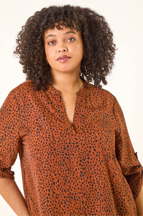 Curve Spot Print Tunic Top - Image 4