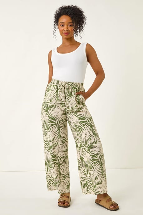 Petite Leaf Print Wide Leg Trouser - Image 2