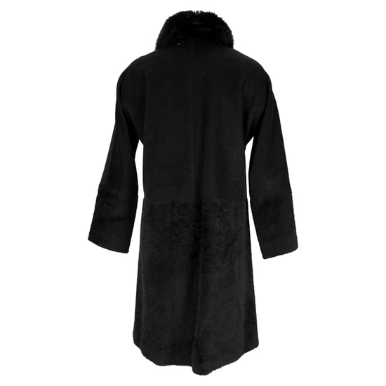 Max Mara Studio Shear-Accent Hidden-Buttoned Coat in Black Wool - Image 3