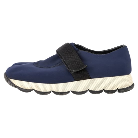 Prada Instapper Sneakers in Marineblauw Nylon - Image 4