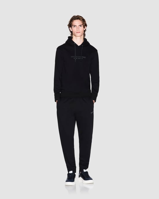 UC001 Hoodie in Zwart - Image 4