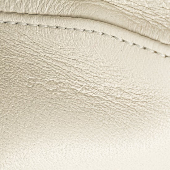 Triangel Läder Crossbody-väska - Image 6