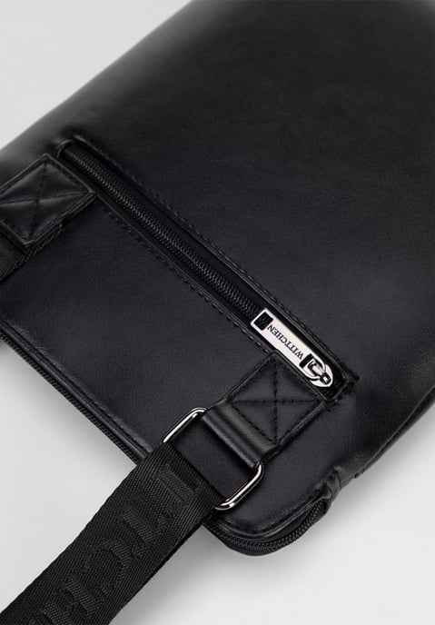 Wittchen Men's Messenger Bag in Imitation Leather Black - Image 4