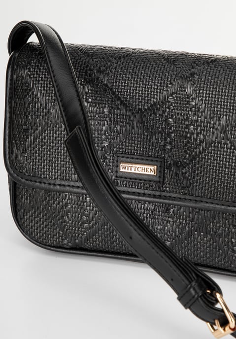 Wittchen Woman gevlochten crossbody tas met klep, zwart polypropyleen - Image 4