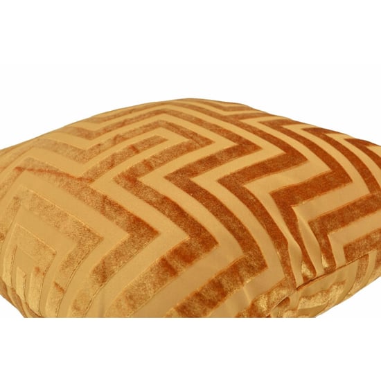 NOVÉE Velvet gold metallic #2 | 45 x 45 cm | kussenhoes | polyester - Image 2